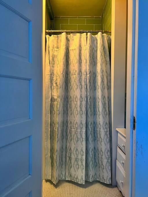 Vintage Charm: Retreat